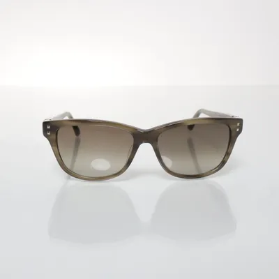 Solglasögon (V627S) från Valentino