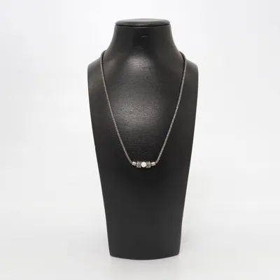Halsband (Grå, Vit) Silver, Okänd metall