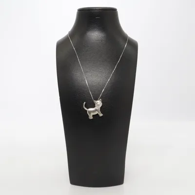 Collier (Argent) Argent, Métal inconnu