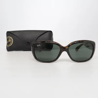 Solbriller (RB4101) fra Ray-Ban