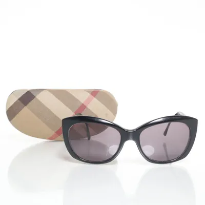 Solbriller (B 4164) fra Burberry