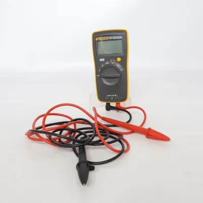 Building accessory (101 600V Cat III Multimeter) from Fluke