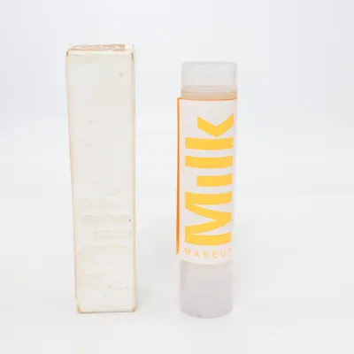 Foundation (Tint) från Milk Makeup