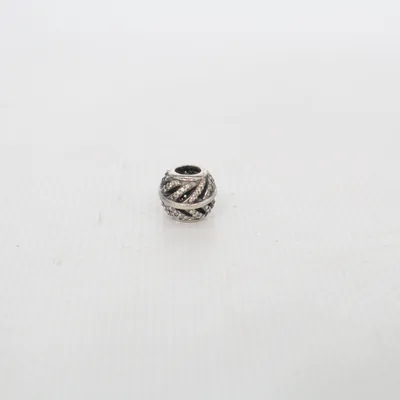 Charm (Silver) Unknown metal