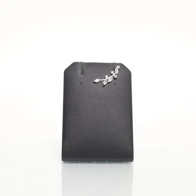 Earcuff (Silverfärgad) från SASB Silver