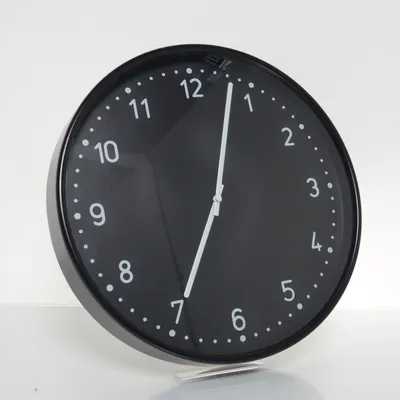 Wandklok (Zwart) van IKEA