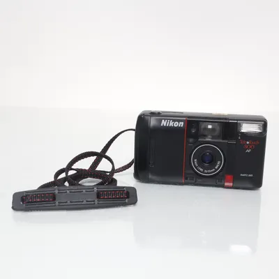 Analog kompaktkamera från Nikon