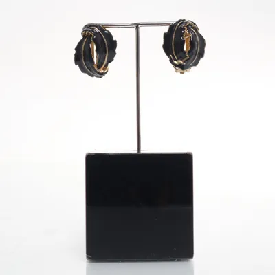 Clip on earrings (Black, Gold) Unknown metal