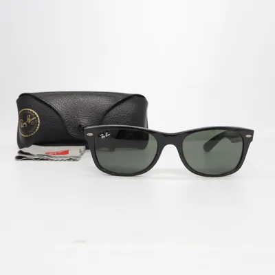 Solglasögon (RB2132 New Wayfarer) från Ray-Ban