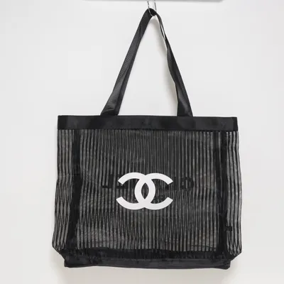 Sac de plage (Noir) de Chanel