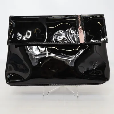 Trousse de toilette (Noir) de Yves Saint Laurent Beauté