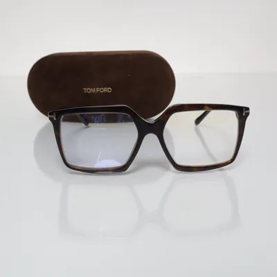 Glasögon (TF5689-B) från Tom Ford