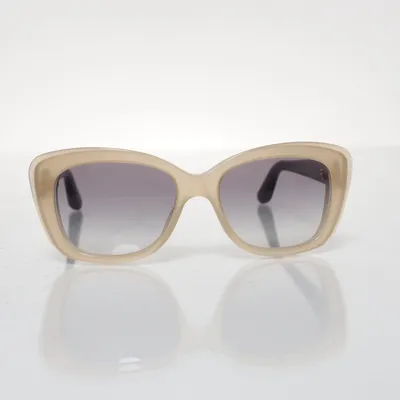 Solglasögon (3IFHA Promesse 3) från Dior