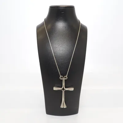 Halsband (Silverfärgad) Silver, Okänd metall