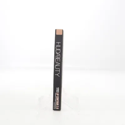 Läppenna (Lip Contour 2.0) från Huda Beauty