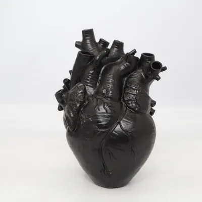 Vase (Heart Vase) fra Get Digital
