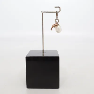 Charm (White, Silver) Silver
