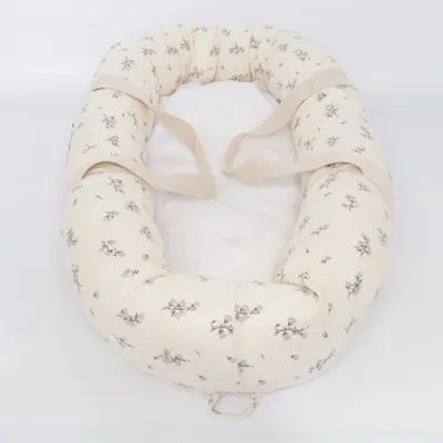 Babynest (Beige, Multicolored) from Garbo & Friends