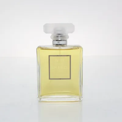Eau de Parfum (No. 19 Poudre) från Chanel