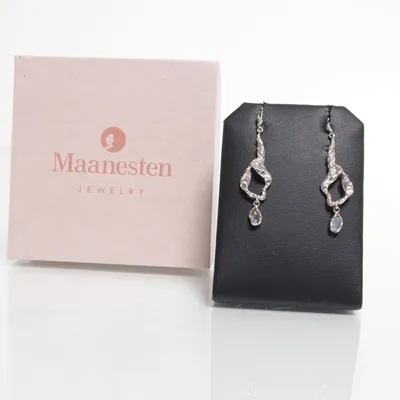 Earrings (Silver) from Maanesten Silver
