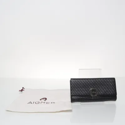 Plånbok (Svart) från Aigner