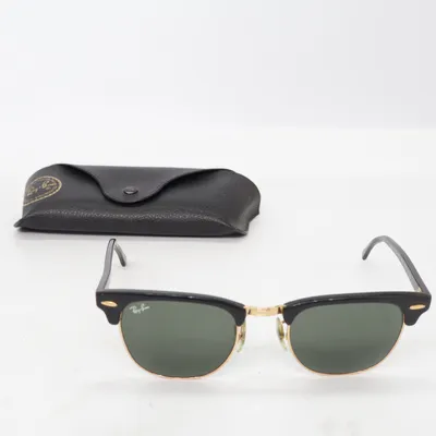 Solglasögon (RB3016 Clubmaster) från Ray-Ban