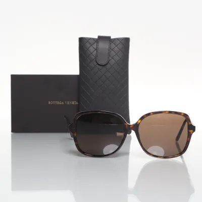 Solglasögon (BV 1053SA) från Bottega Veneta