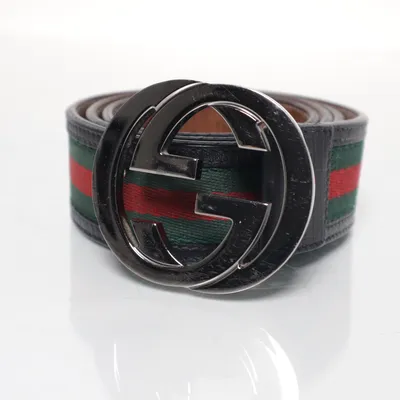 Bälte (Interlocking GG Buckle) från Gucci Skinn