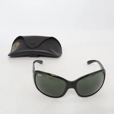 Lunettes de soleil (RB4118) de Ray-Ban
