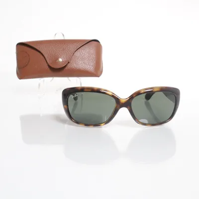 Solglasögon (RB 4101) från Ray-Ban