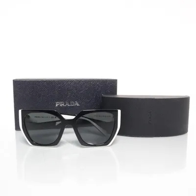 Zonnebril (SPR15W) van Prada