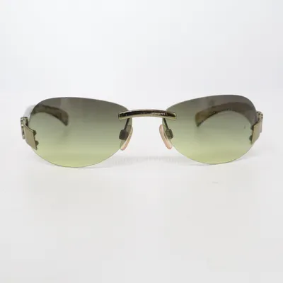 Solglasögon (4037) från Chanel