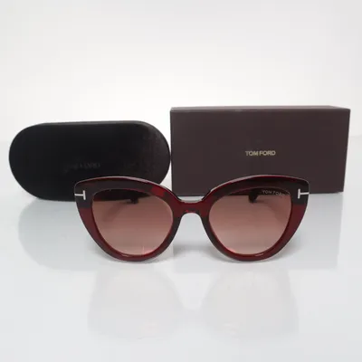 Solglasögon (Izzi TF845) från Tom Ford