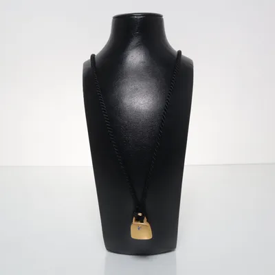 Halsband (Svart, Guldfärgad) från Aigner Okänd metall