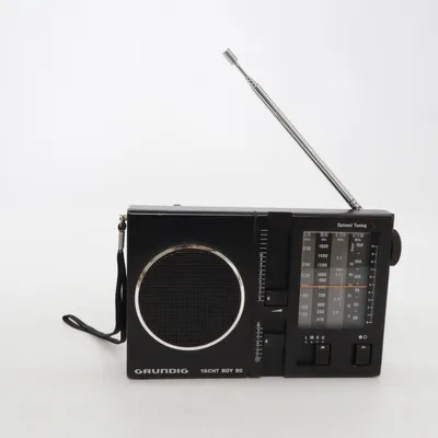 Radio (Yacht Boy 80) van Grundig