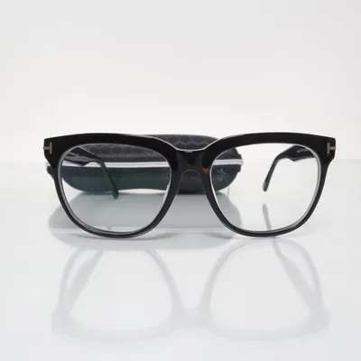 Glasögon (TF714) från Tom Ford