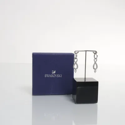 Örhängen (Silverfärgad) från Swarovski Okänd metall