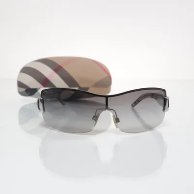 Zonnebril (B 3043) van Burberry
