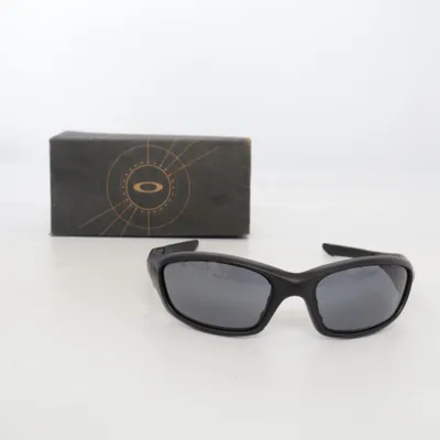 Sportglasögon (OO9039) från Oakley