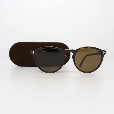 Lunettes de soleil (Aurele TF904 52J) de Tom Ford