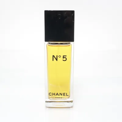 Eau de Toilette (No. 5) från Chanel