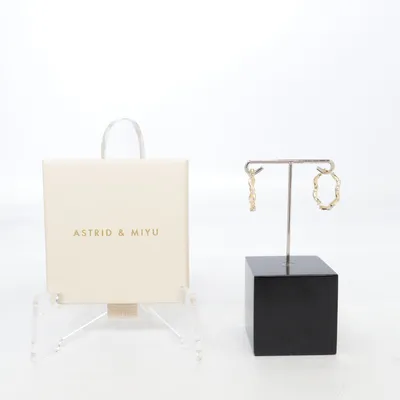 Ohrringe (Gold) von Astrid & Miyu Silber