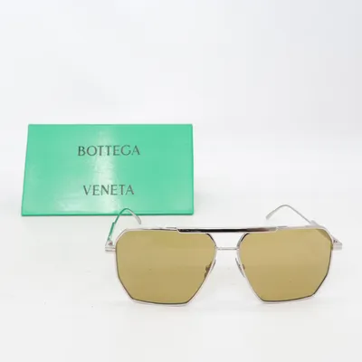 Solglasögon (BV1012S) från Bottega Veneta