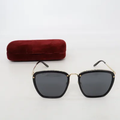 Solglasögon (GG0673S) från Gucci