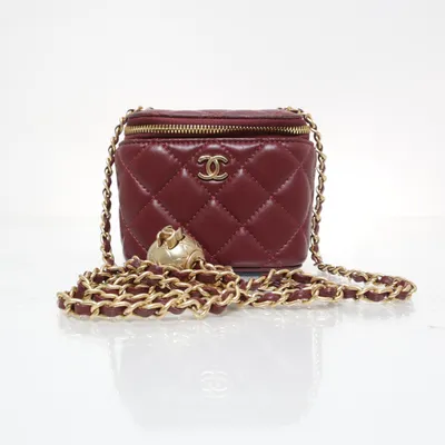 Axelremsväska (Röd) från Chanel