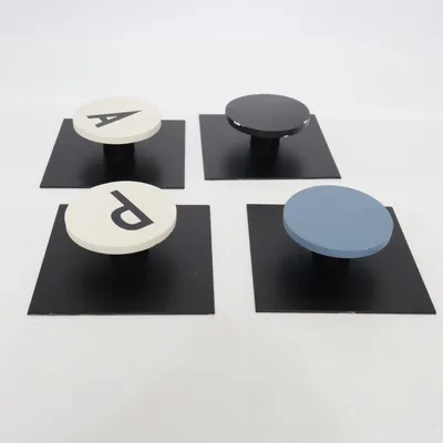 Kledingkast organizer (Wandhaken Set 4er A + P + 2x Blanko MIT GEBRAUCHSSPUREN) van Design Letters