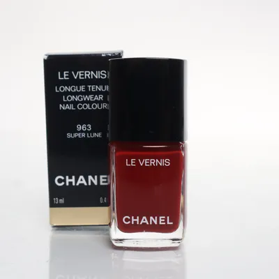 Nagellack (Le Vernis 963 Super Lune) från Chanel