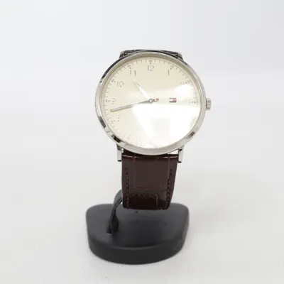 Armbandsur (TH.317.1.14.2164) från Tommy Hilfiger