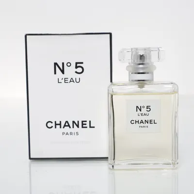 Eau de Toilette (N°5) från Chanel