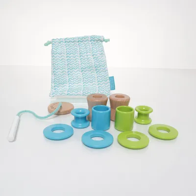 Aktivitetsleksak (Blå, Grön, Brun) från Lovevery